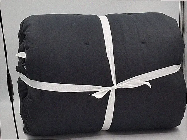 New Pottery Barn Belgian Flax Linen Tufted KING Comforter Black