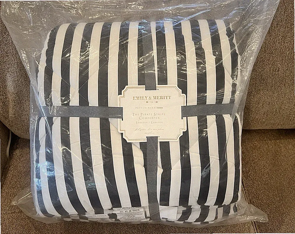 NEW Pottery Barn Teen Emily & Meritt Pirate Stripe Full/Queen Comforter