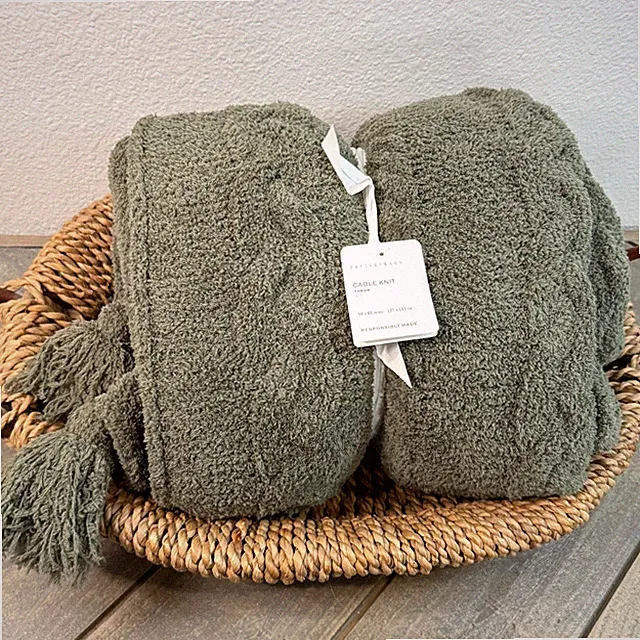 POTTERY BARN CLASSIC CABLE KNIT THROW BLANKET WITH TASSLES 50 X 60" LODEN GREEN