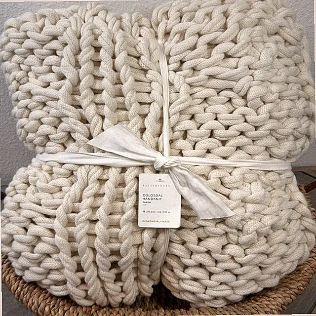 POTTERY BARN COLOSSAL HANDKNIT THROW BLANKET 44 X 56" ~ IVORY