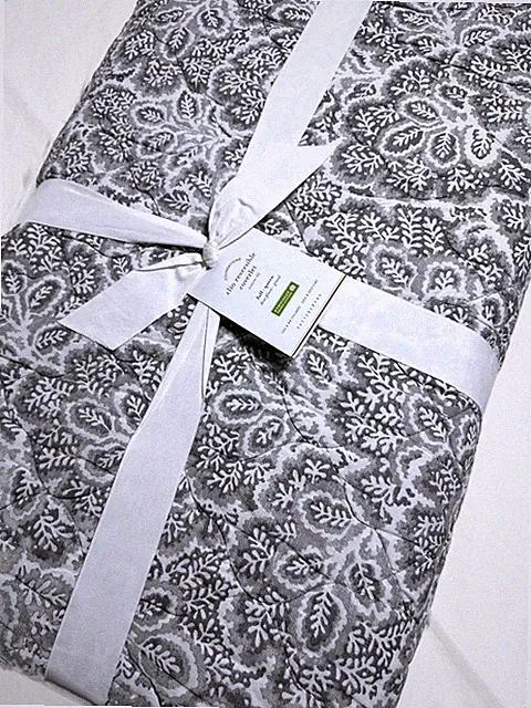 Pottery Barn Gray Clio Reversible Full Queen Coverlet New