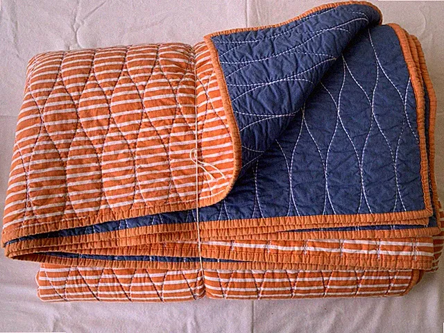 POTTERY BARN KIDS F/Q 86” x 86” Cotton QUILT BEDSPREAD Reversible Blue Stripe
