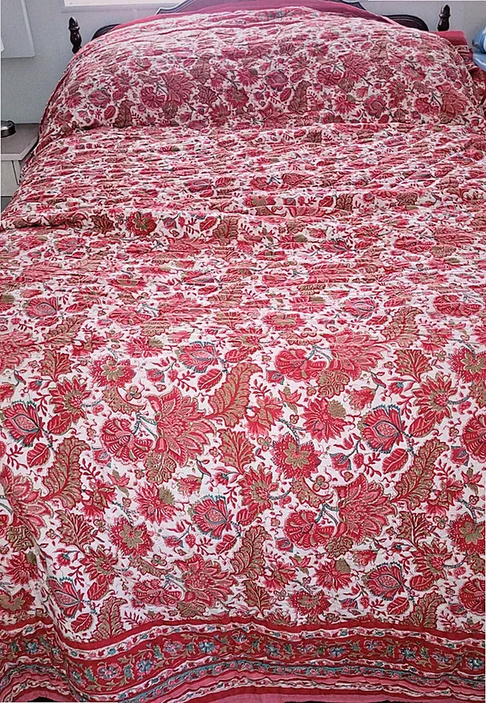 Pottery Barn King Reversible Quilt Bedspread Floral Red Green Turquoise 92x108