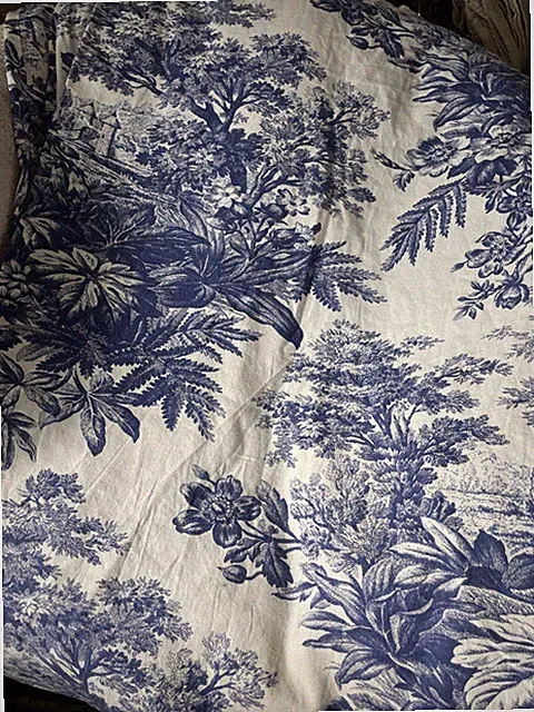 Pottery Barn King Size Duvet Cover Navy Blue, Linen White Marine Toile Scene