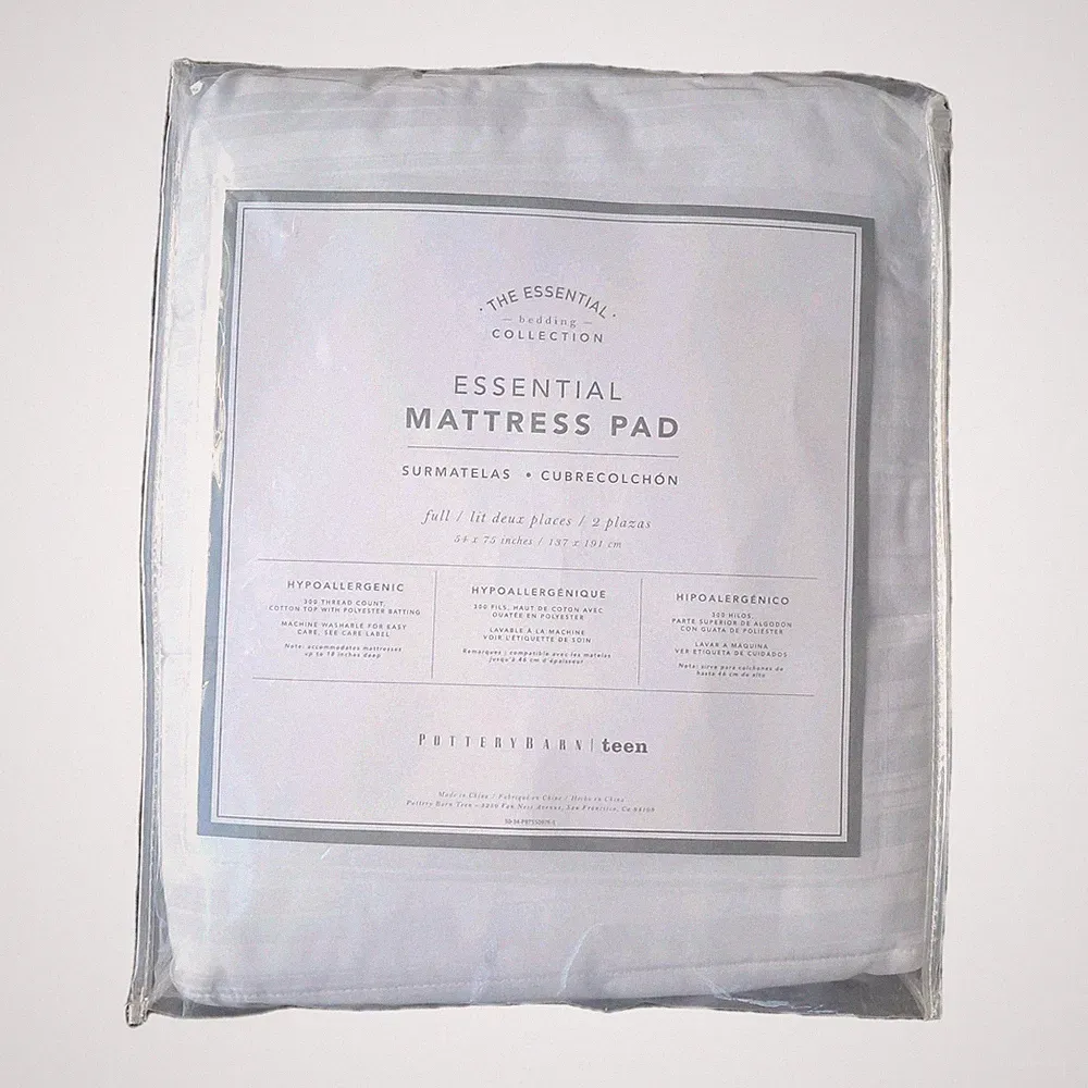 Pottery Barn Teen Essential Mattress Pad Cover White Full NWT