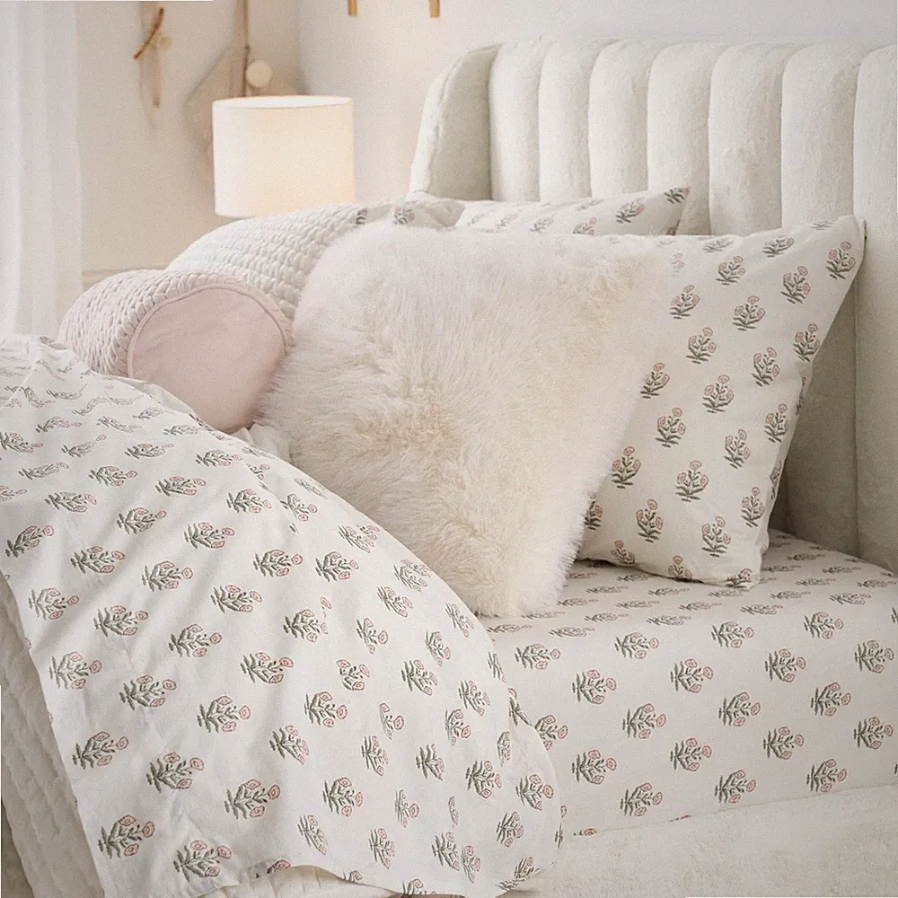 Pottery Barn Teen Flower Sheet Set, Queen