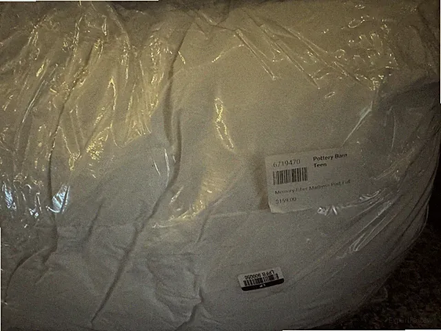 Pottery barn teen memory fiber mattress pad white new full