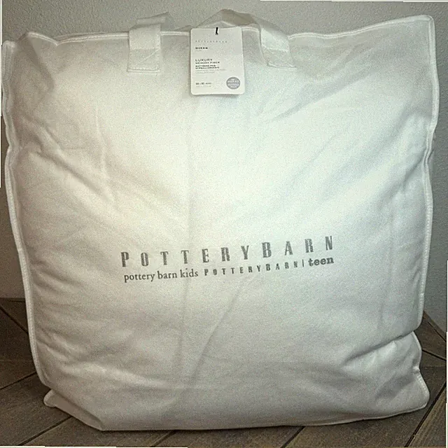 POTTERY BARN ULTRA PLUSH MEMORY FIBER MATTRESS PAD, QUEEN