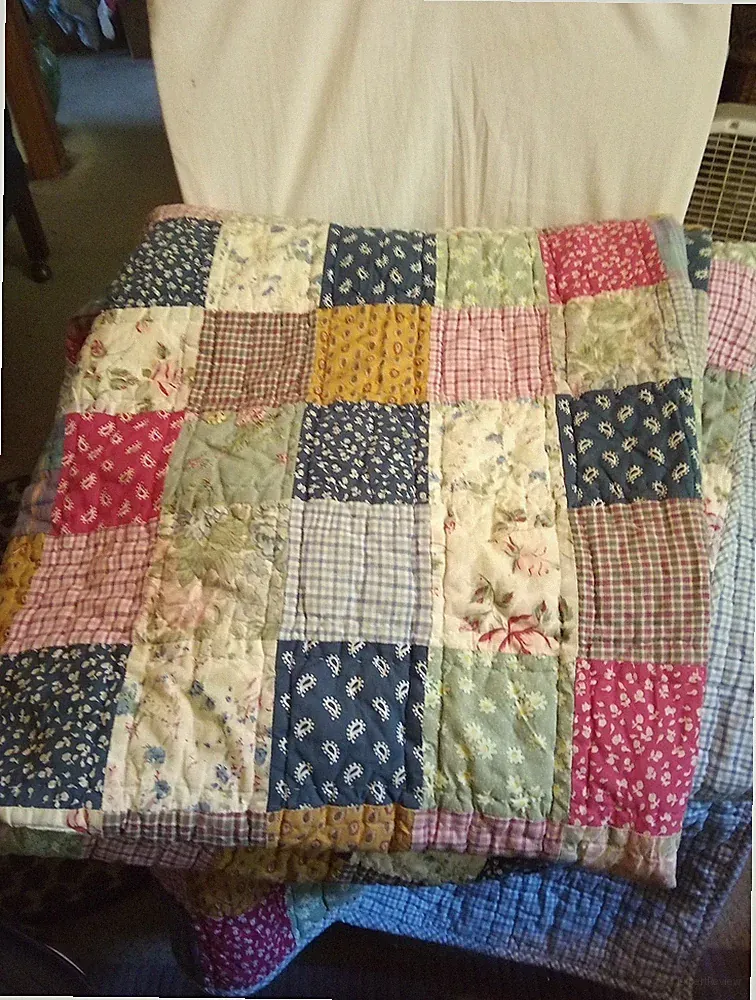 Used Heavy Duty Pottery Barn Patchwork Quilt
